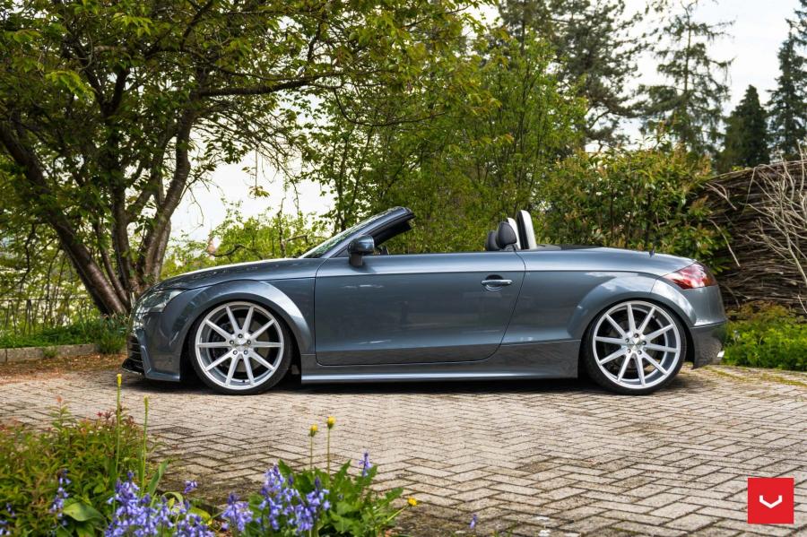  Audi TT Roadster on Vossen Wheels (VFS1) 2017 года  (фото 23 из 23)
